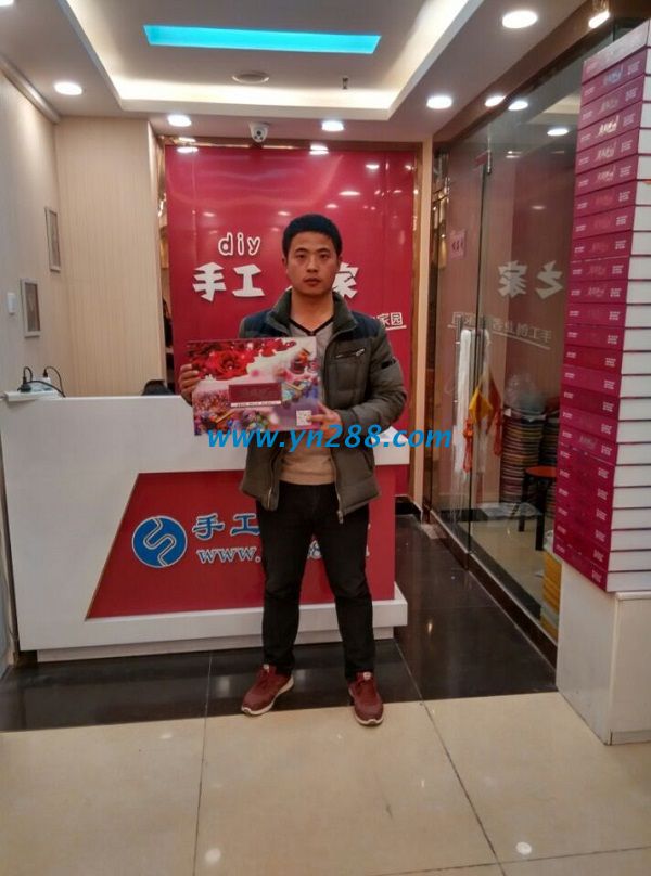 河南濮陽尹先生親到手工活之家總部考察，找到正規(guī)可靠的手工活外發(fā)公司(圖1)