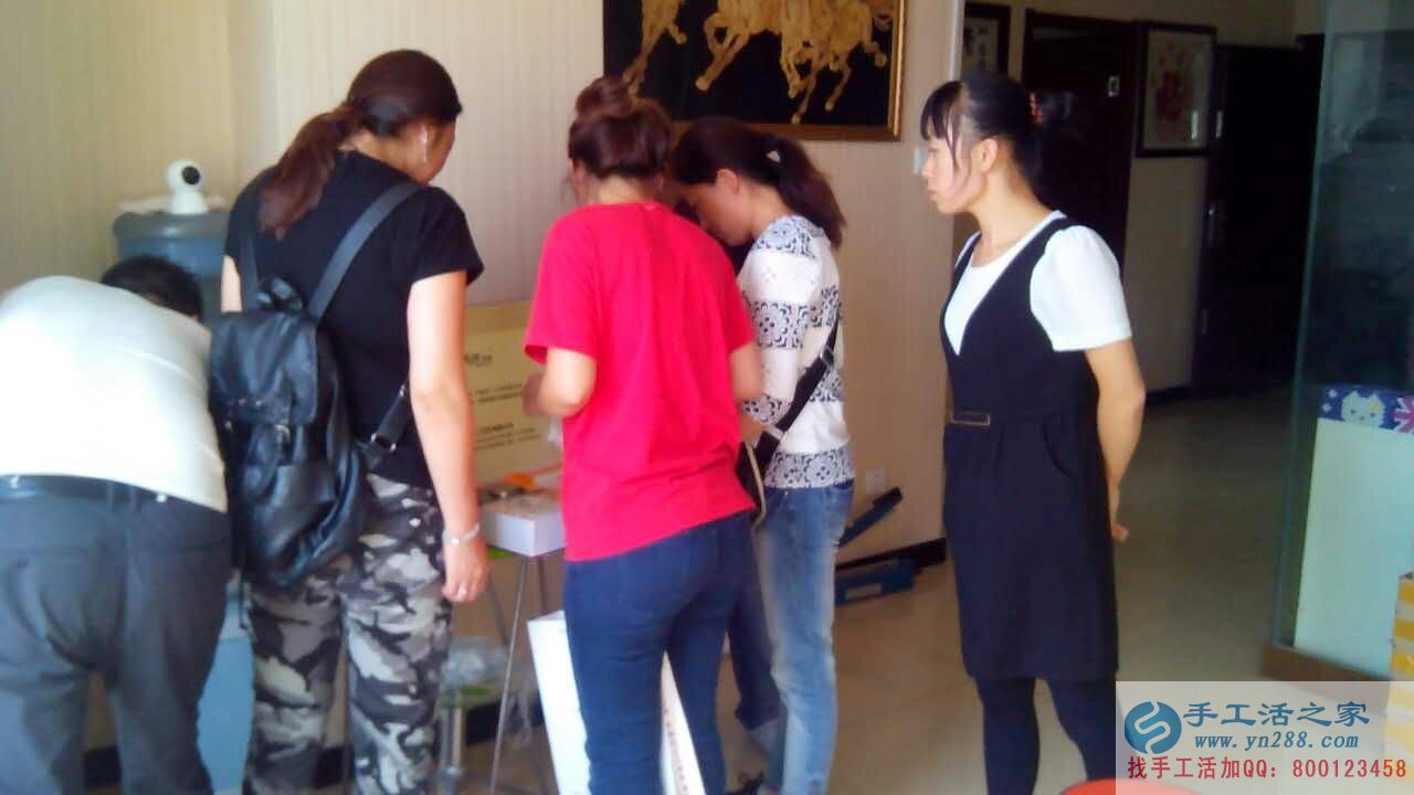 發(fā)家致富不用愁，江蘇淮安倪先生找到手工活之家創(chuàng)業(yè)好項(xiàng)目——前來(lái)考察的客戶