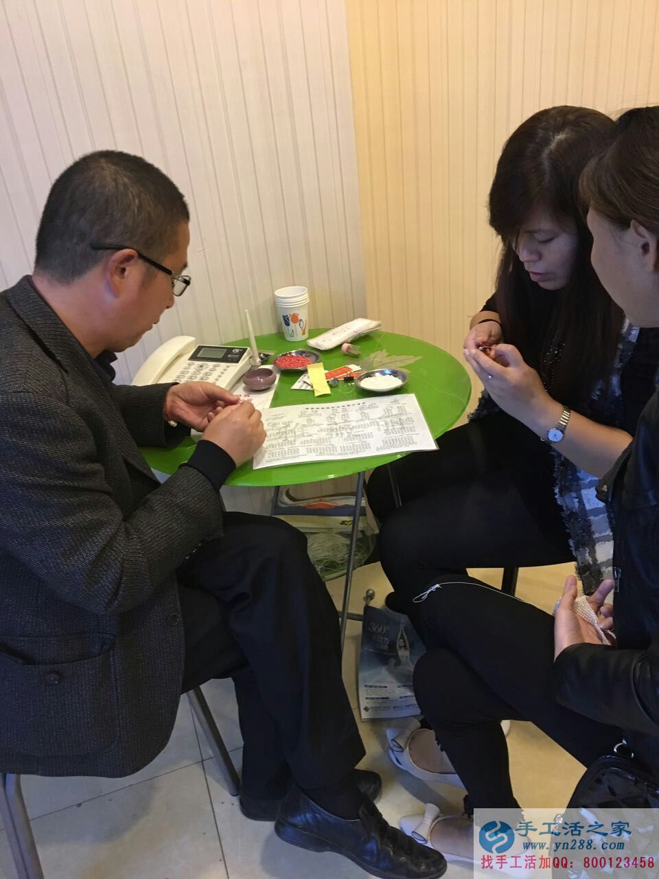 江蘇阜寧縣崔先生夫婦來手工活之家考察成功加入村代理！
