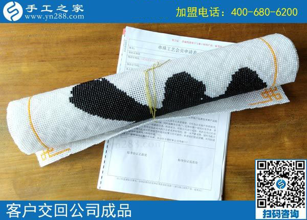 教師的暑假兼職，河北邯鄲本地人王女士熱衷于在家做彩珠繡免押金手工活
