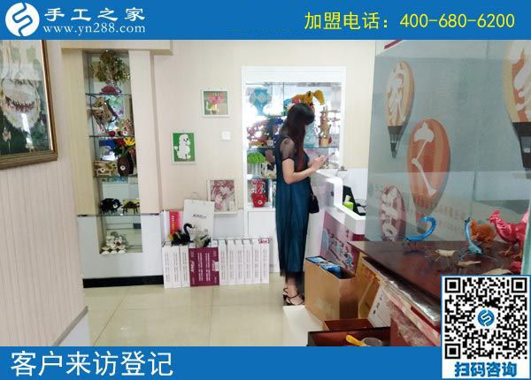 從十字繡到珠繡，陜西榆林劉女士沒(méi)有停止做手工活外發(fā)加工掙錢(qián)