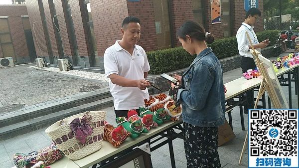 助力創(chuàng)新創(chuàng)業(yè)、綻放手工風(fēng)采--------記手工之家參加邯鄲市叢臺(tái)區(qū)創(chuàng)業(yè)項(xiàng)目展銷活動(dòng)(圖2)