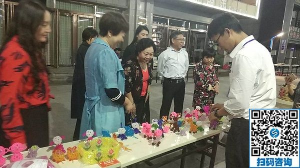 720元藏著重慶秦先生的勤奮，彩珠繡手工活兼職是著陸點