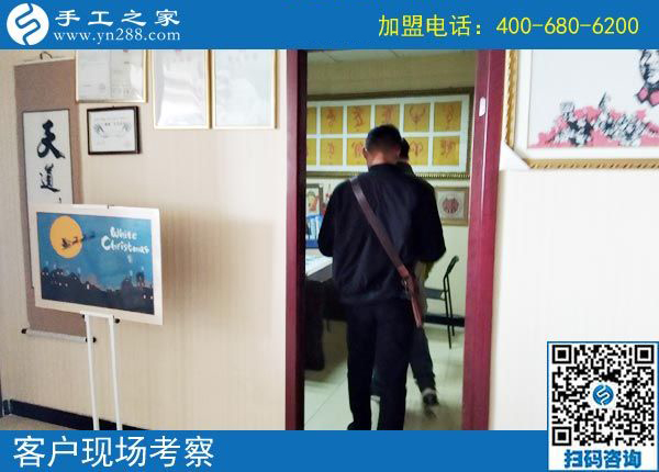 看到“手工海洋”的視頻，山東鄒城秦先生認準這個沒有押金的手工活