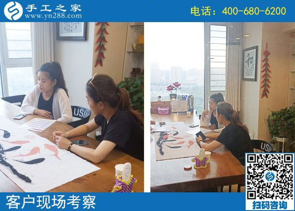 適合婦女在家做的手工活，這兩位女士選擇手工之家勵(lì)志珠(圖1)