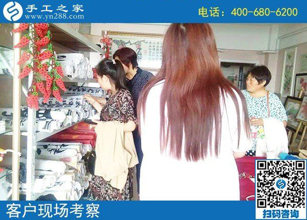 8月22日，想接正規(guī)廠家的手工活，很多人選擇這個(gè)沒(méi)有門檻的手工活，手工之家接待考察加工客戶剪影