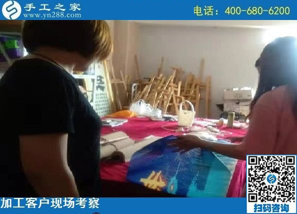 8月26日，就這個要求，做勵志珠串珠手工活外發(fā)加工項目掙錢的人要知道，手工之家接待考察加工客戶剪影