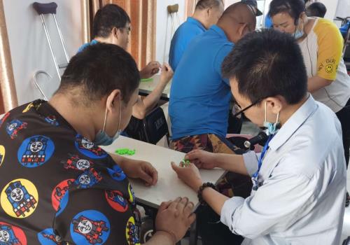 助力靈活就業(yè)，手工之家的珠繡外發(fā)手工活一直在路上