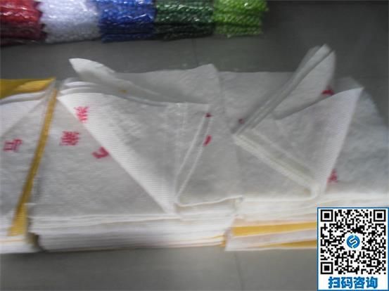 都說寶媽帶娃忙，她是如何做到帶娃還能掙錢的？(圖1)