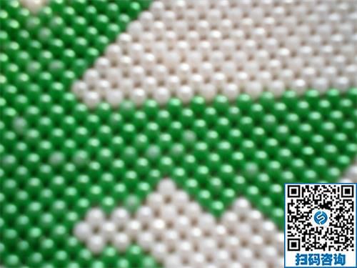 以前做過鉆石繡，現(xiàn)在做手工之家的勵志珠繡(圖1)