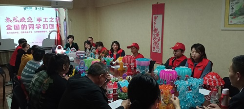 創(chuàng)業(yè)，其實有章可循，“手工之家”模式讓你人生有夢、創(chuàng)業(yè)成功                      ----記手工之家第二期全國優(yōu)秀繡娘培訓會