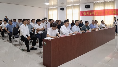 助力鄉(xiāng)村振興，用手工帶動(dòng)農(nóng)民富裕------記手工之家創(chuàng)始人參加邯鄲梁二莊鎮(zhèn)重點(diǎn)項(xiàng)目集中簽約儀式
