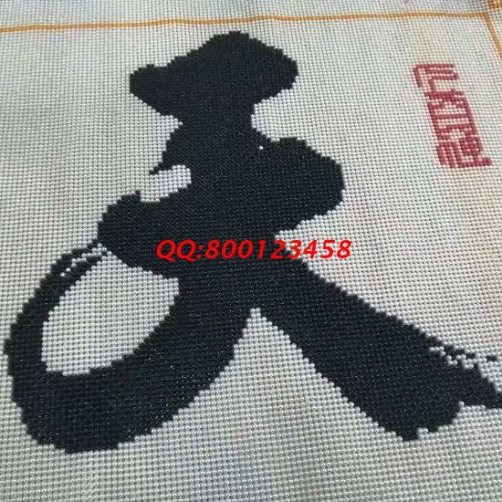 9月3日，做好珠繡外發(fā)手工活，在家做手工活掙錢，加工人員要做到這幾點(diǎn)。圖為勵志珠珠繡成品細(xì)節(jié)實(shí)拍