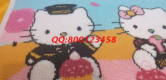 9月22日，居家利用閑散時(shí)間就業(yè)和創(chuàng)業(yè)，手工之家的手工活外發(fā)加工項(xiàng)目讓大家夢想成真，圖為勵(lì)志珠珠繡成品細(xì)節(jié)實(shí)拍