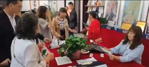 讓更多人在這里收獲成長(zhǎng)！--- --- 記手工之家第五期全國(guó)優(yōu)秀繡娘培訓(xùn)會(huì)開(kāi)啟