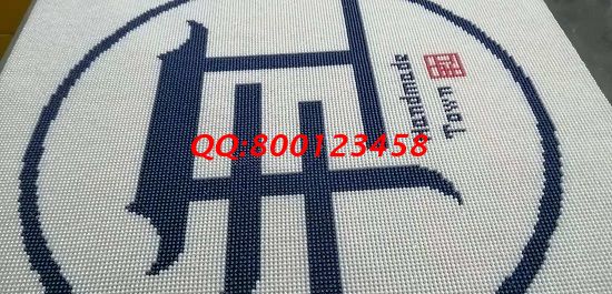10月22日，正規(guī)手工活外發(fā)加工企業(yè)對加工費結(jié)算都是非常重視的，圖為勵志珠珠繡成品細(xì)節(jié)實拍