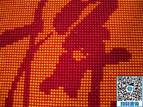 兩個孩子的寶媽，靠做手工活加工實現(xiàn)在家掙錢(圖1)