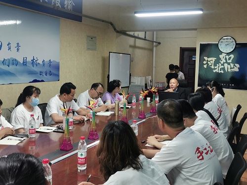 負(fù)責(zé)任，就是好好做珠繡手工事業(yè)--- --- 記手工之家優(yōu)秀代理加工補貼政策之優(yōu)秀代理楊女士
