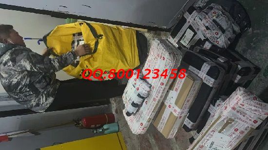 11月29日，可以帶到回家做的手工活，在家做手工活掙錢，大家可以到十多年的老企業(yè)手工之家考察合作，圖為快遞小哥送來各地寄回的勵(lì)志珠珠繡成品實(shí)拍(圖4)