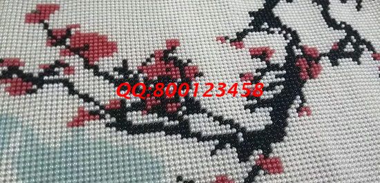 12月17日，冬天在家做手工活加工，可以帶回家做的手工活選手工之家的珠繡串珠手工活外發(fā)加工項(xiàng)目，圖為勵(lì)志珠珠繡成品細(xì)節(jié)實(shí)拍(圖1)