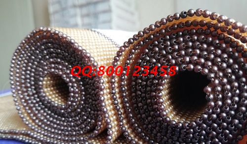1月29日，想接正規(guī)廠家的手工活，把手工活拿回家做，大家對(duì)手工之家的珠繡串珠材料、產(chǎn)品、服務(wù)都滿意，圖為勵(lì)志珠珠繡成品細(xì)節(jié)實(shí)拍
