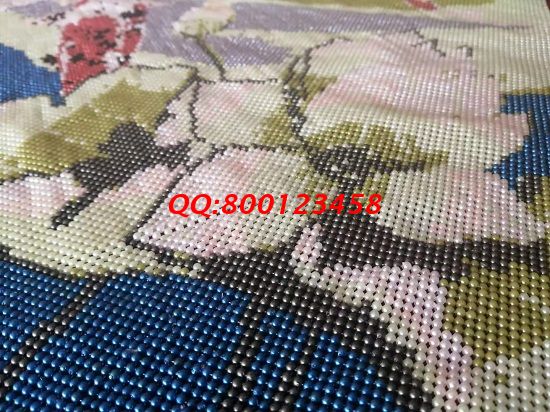 2月12日，附近手工活拿回家做，家庭手工加工活，在家做手工兼職，手工之家的珠繡串珠是個(gè)好項(xiàng)目，圖為勵(lì)志珠珠繡成品細(xì)節(jié)實(shí)拍