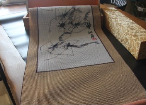 4月1日，手工活在家兼職也能干，這個拿回家做的手工活的珠繡產(chǎn)品怎么用？圖為勵志珠珠繡串珠手工（一款）成品外包裝剪影