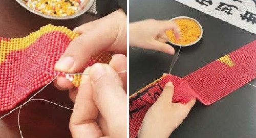 4月2日，在家做手工活掙錢，寄到家做的手工活，這個(gè)外發(fā)手工活的加工費(fèi)如何結(jié)算？圖為勵(lì)志珠珠繡串珠手工產(chǎn)品剪影