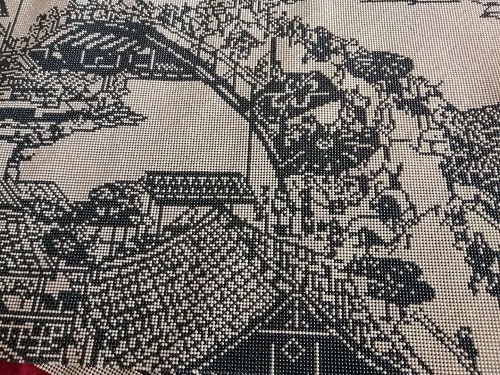 5月17日，在家做的手工活正規(guī)平臺，正規(guī)手工活大批量外發(fā)加工，不斷創(chuàng)新的手工之家給大家發(fā)展的美好前景和希望，圖為勵志珠珠繡手工（清明上河圖）細(xì)節(jié)剪影