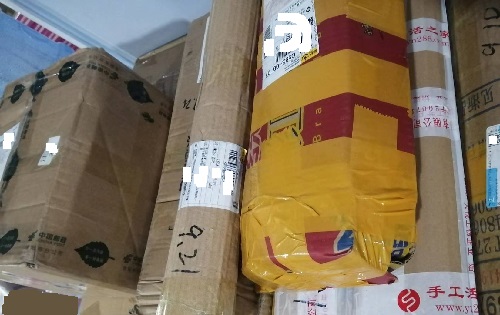 9月22日，純手工活外發(fā)加工項(xiàng)目，手工活兼職，選擇手工之家的加工人員了解的途徑有些不同，圖為成品倉(cāng)庫(kù)今日待檢手工產(chǎn)品剪影