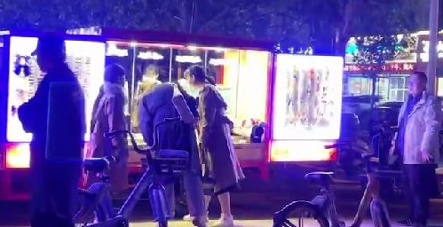 這么大，竟然有15平方-------記手工之家的移動銷售新平臺