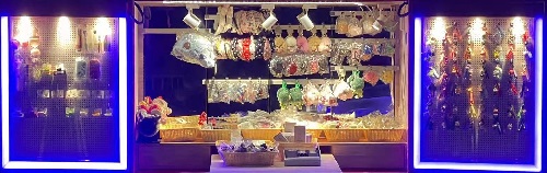 特“能亮”——記手工之家移動潮品店特點(diǎn)之四