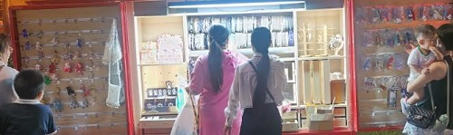 對(duì)消費(fèi)者的磁力，是手工之家移動(dòng)潮品店的成功之處