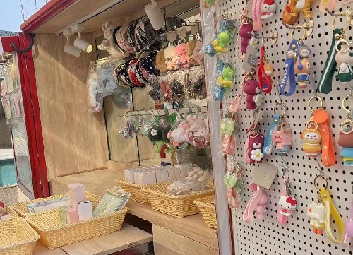 很多人會問，手工之家的移動潮品店都對什么人開放合作？