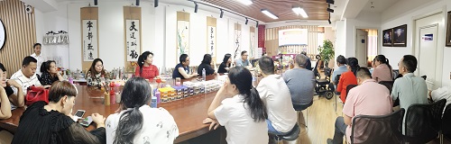 飾品加工廠+移動潮品店，讓大家一起做手工掙錢 ------ 記石家莊項目考察團隊到手工之家考察合作