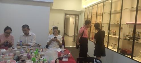 看好手工產(chǎn)品銷(xiāo)售，只為“你”而來(lái) ------ 雄安翟先生專(zhuān)程來(lái)手工之家考察合作移動(dòng)潮品店