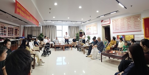 開辟國內(nèi)國際銷售新市場，手工之家一直在路上 ------ 記手工之家參加“文化出?！鄙虅?wù)洽談