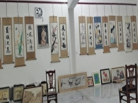 5月3日，手工活接單平臺，手工兼職招聘帶回家做，珠繡產(chǎn)品讓手工之家和加工人員更好共贏，圖為勵志珠珠繡手工產(chǎn)品剪影