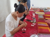 珠繡手工落地生根，讓農(nóng)民能多一份收入--- --- 記手工之家郝總受邀到邯鄲某地手工培訓(xùn)室指導(dǎo)工作