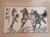 8月25日，可靠的手工活外發(fā)，可以在家做的手工活，手工掙錢的方法就是認(rèn)真和努力，圖為手工之家勵(lì)志珠珠繡手工產(chǎn)品裝裱后的剪影