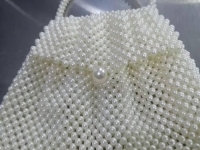 3月2日，拿回家做的手工副業(yè)，在家做手工掙錢，在手工之家做好手工項(xiàng)目需要注意的問題，圖為勵志珠珠繡串珠手工產(chǎn)品剪影