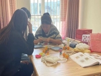 農(nóng)村手工活外發(fā)加工，串珠純手工項(xiàng)目能做還能賣