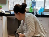 一起養(yǎng)活一家人，靈活就業(yè)創(chuàng)業(yè)的家庭婦女寶媽，在家做手工傳承官一樣掙錢