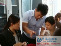 炎炎夏日即將到來，在家做手工活串珠繡加工掙錢，清涼不受罪
