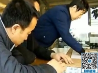 來手工之家考察的三個(gè)男人也做串珠繡手工活，誰說男人不如女人？