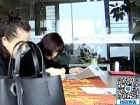 在家做手工活不交押金，兩位女士看好了這個(gè)手工活專程來考察
