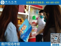 每周結(jié)算一次加工費(fèi)，做手工活能及時(shí)收到錢