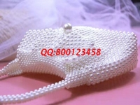 手工產(chǎn)業(yè)化，手工活外包加工是許多農(nóng)民工返鄉(xiāng)發(fā)展的動力