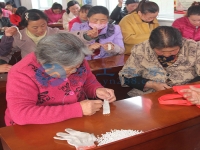 正規(guī)手工活外發(fā)加工，常年供料到家，為許多人解決居家就業(yè)、創(chuàng)業(yè)